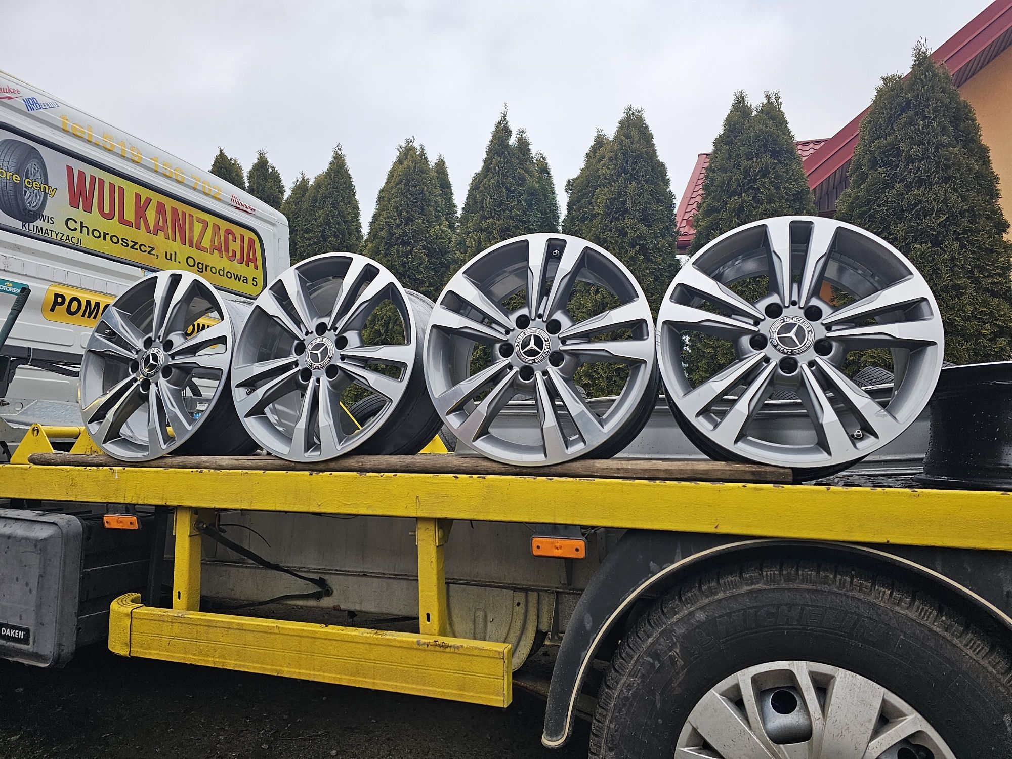 Felgi Aluminiowe Mercedes W212 R17 5x112 ET48-8J+Czujniki Ciśnienia