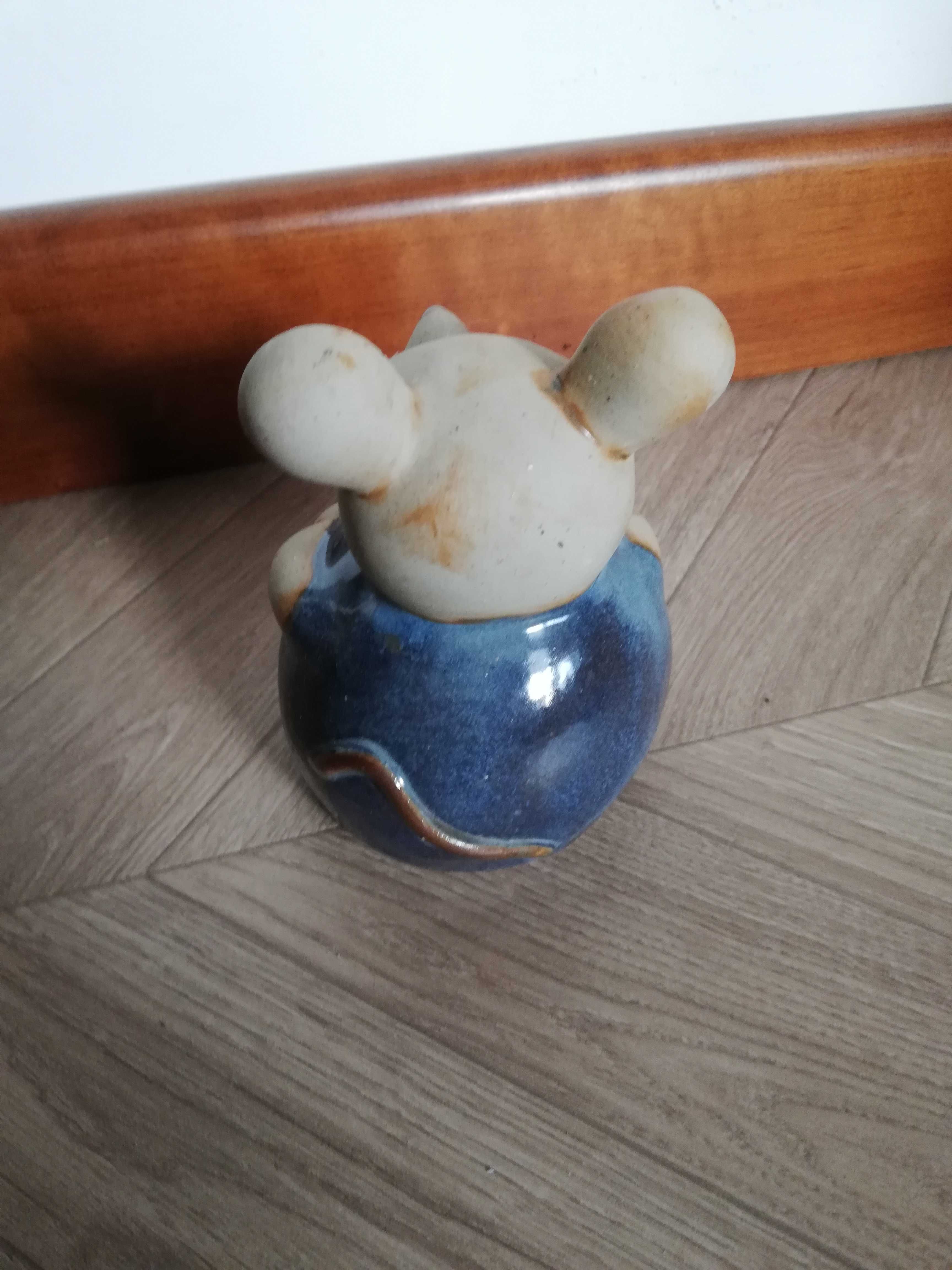 Ceramiczna figurka myszka kamionkowa