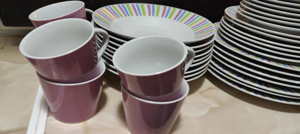 Conjunto de pratos