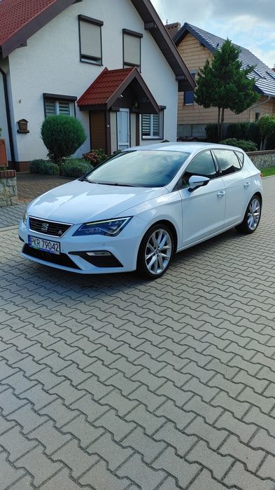SEAT LEON FR LIFT 2.0 tdi Biała Perła Virtual Cocpit Radar Ful Led