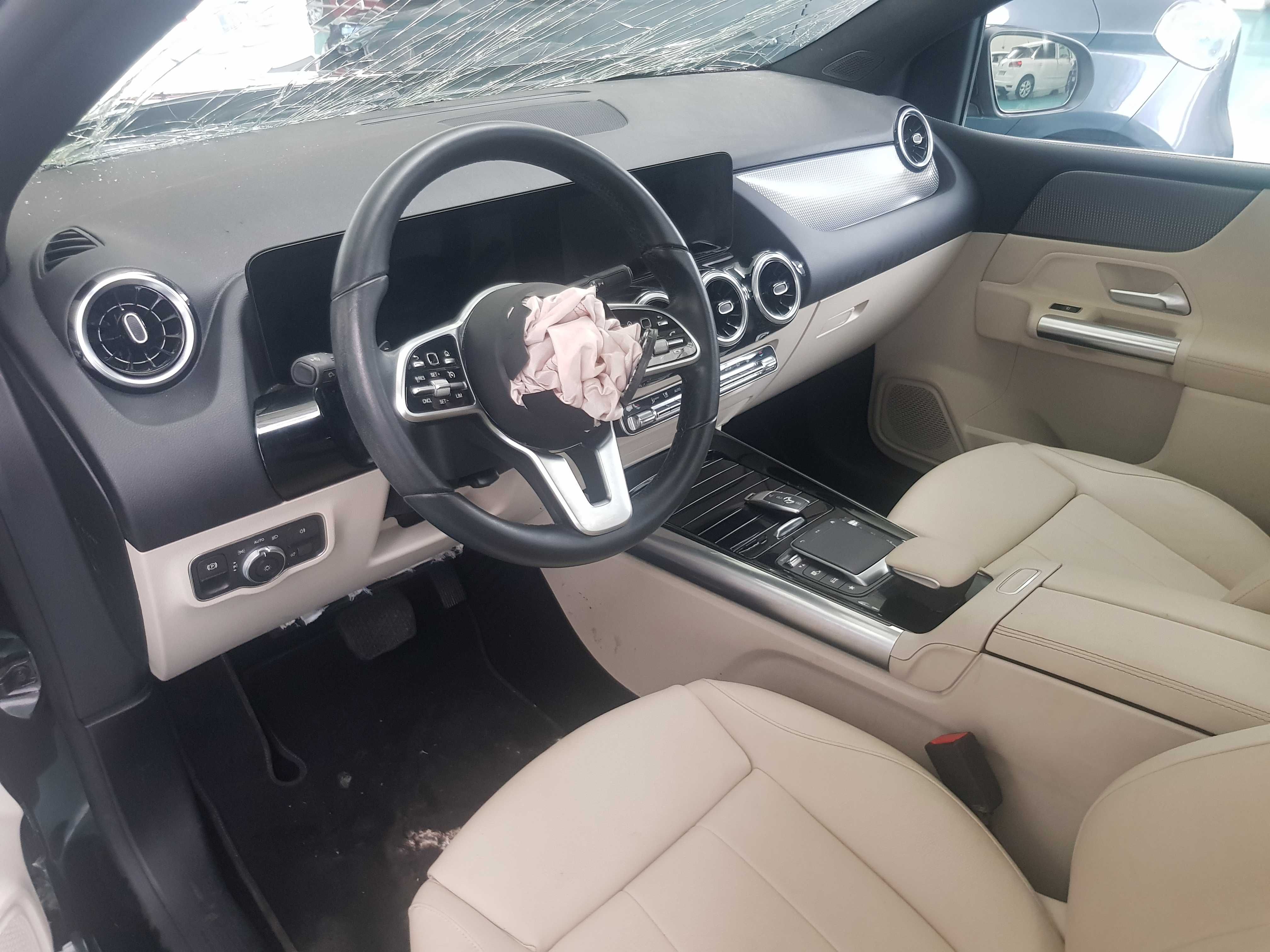 Mercedes-Benz B 250 e Progressive