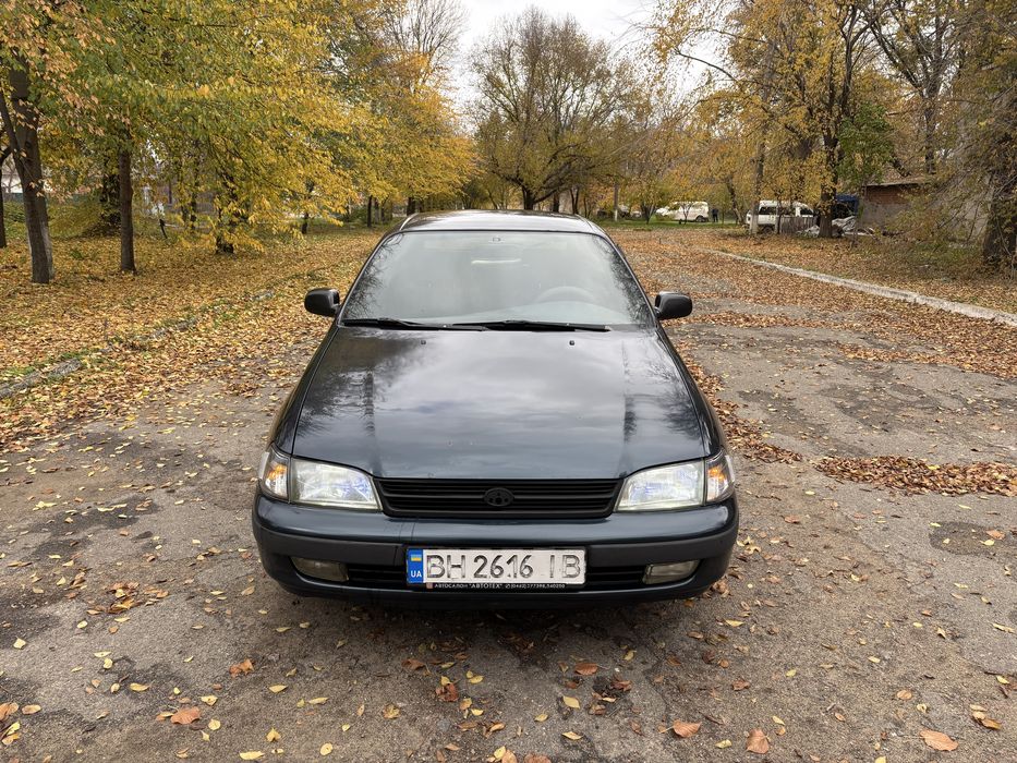 Продам Toyota Carina E