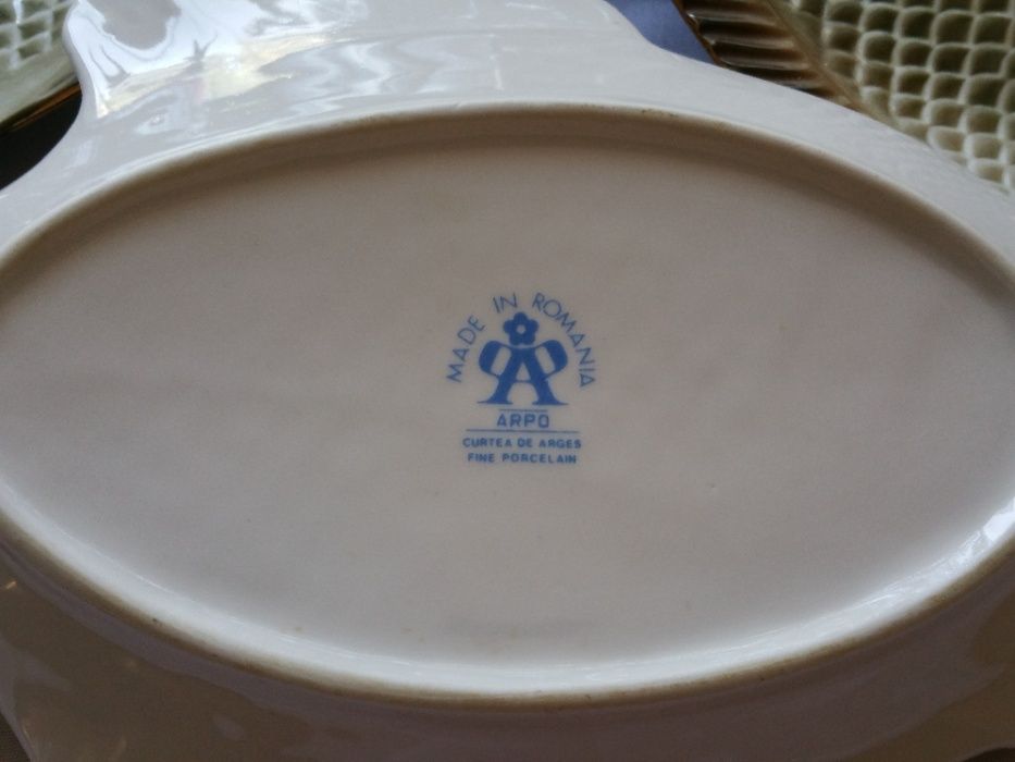 посуда в отличном состоянии