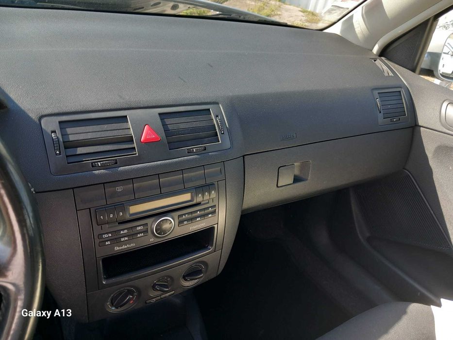 SKODA FABIA 1.2 Gasolina