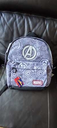 Mochilas escolares novas Avengers e Harry Potter