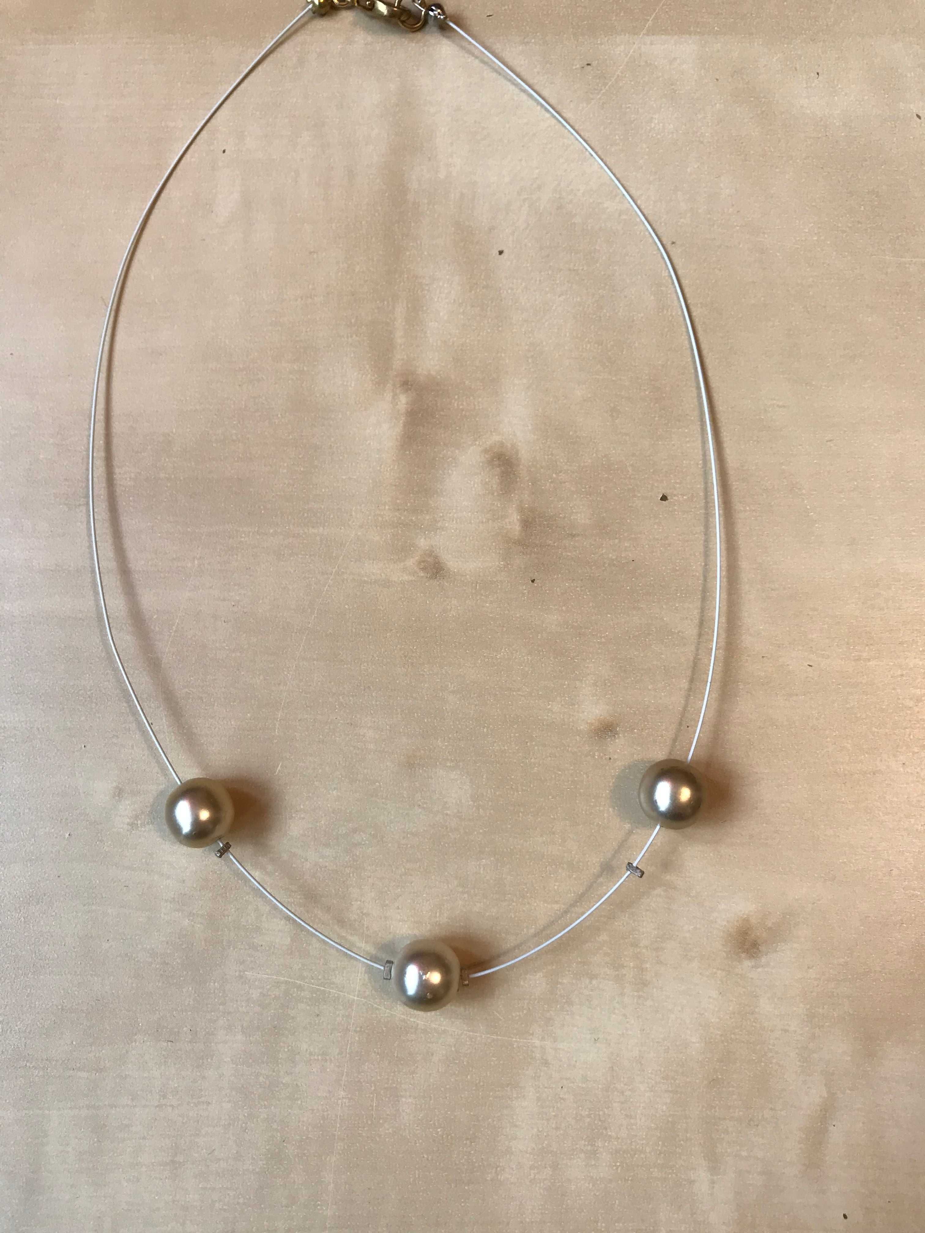 Naszyjnik trzy sztuczne perły perełki delikatny