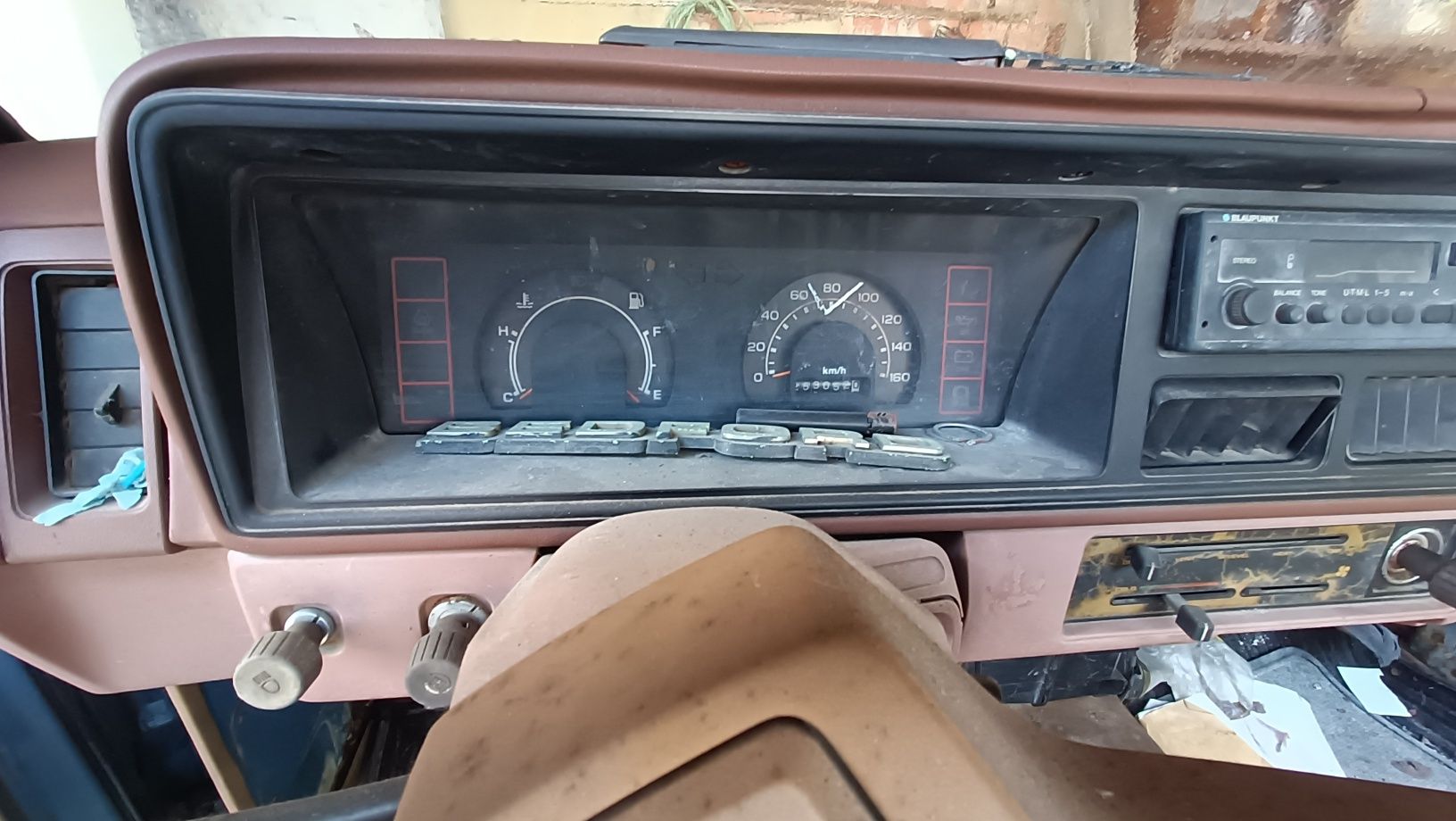 Carrinha caixa aberta Bedford KBD 26 1982
