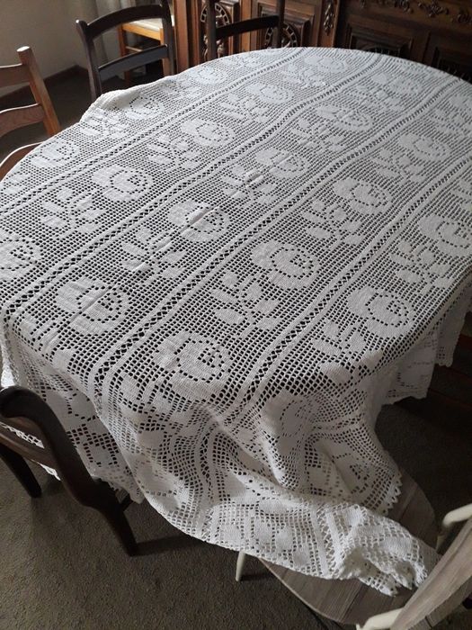 Colcha de cama em crochet nova(LER ANUNCIO)