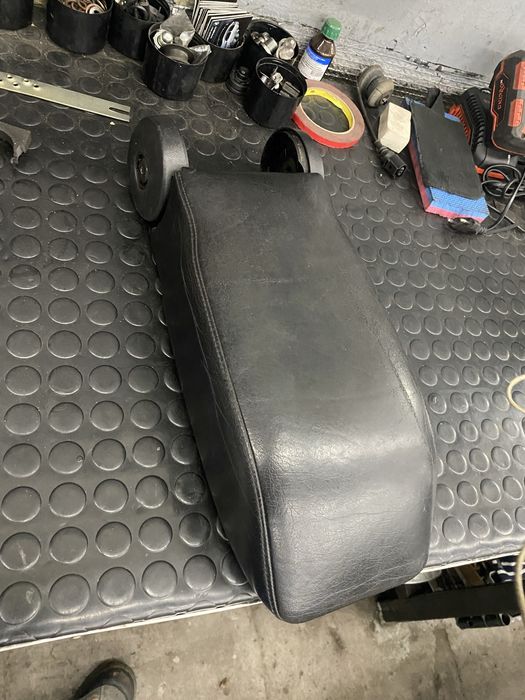 Продам підлокітник Мерседес W140