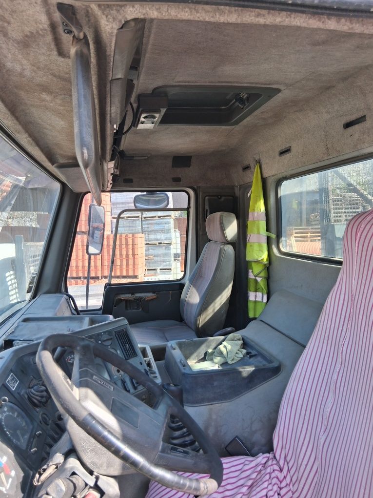 Volvo FL7 bom estado