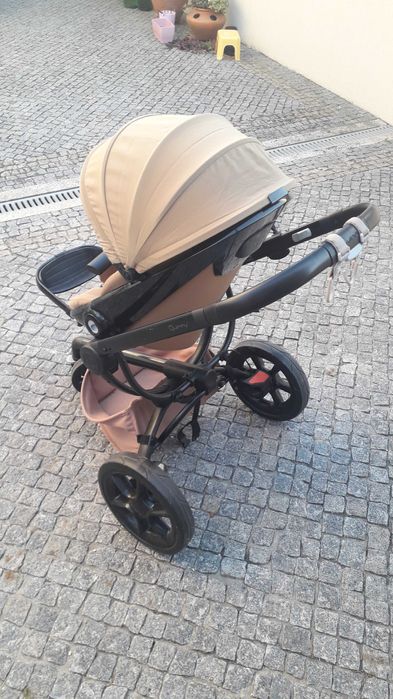 Carrinho de bebé
