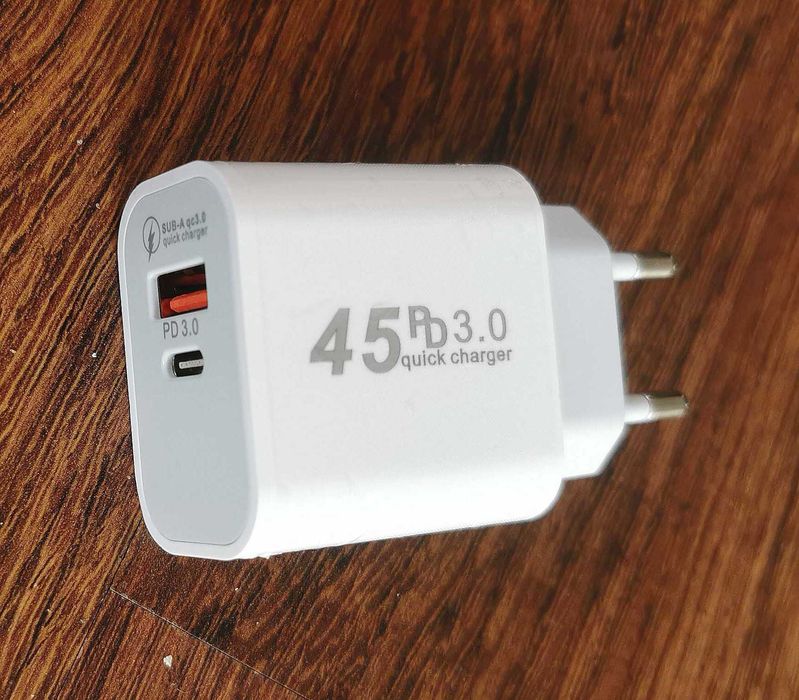 Szybka ładowarka CY 967 z kablem 2metry