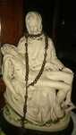 Nossa Sra com Jusus ao colo (Pieta)