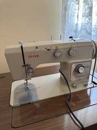 Máquina de Costura OLIVA