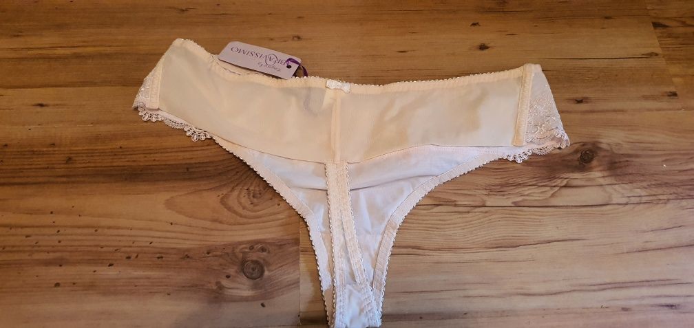 Stringi bravissimo nowe z metką xl