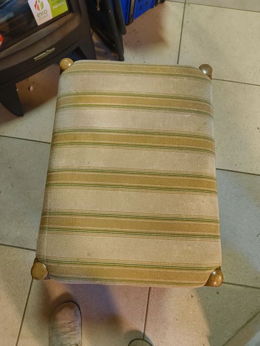 Taboret  z czasów  PRL-U