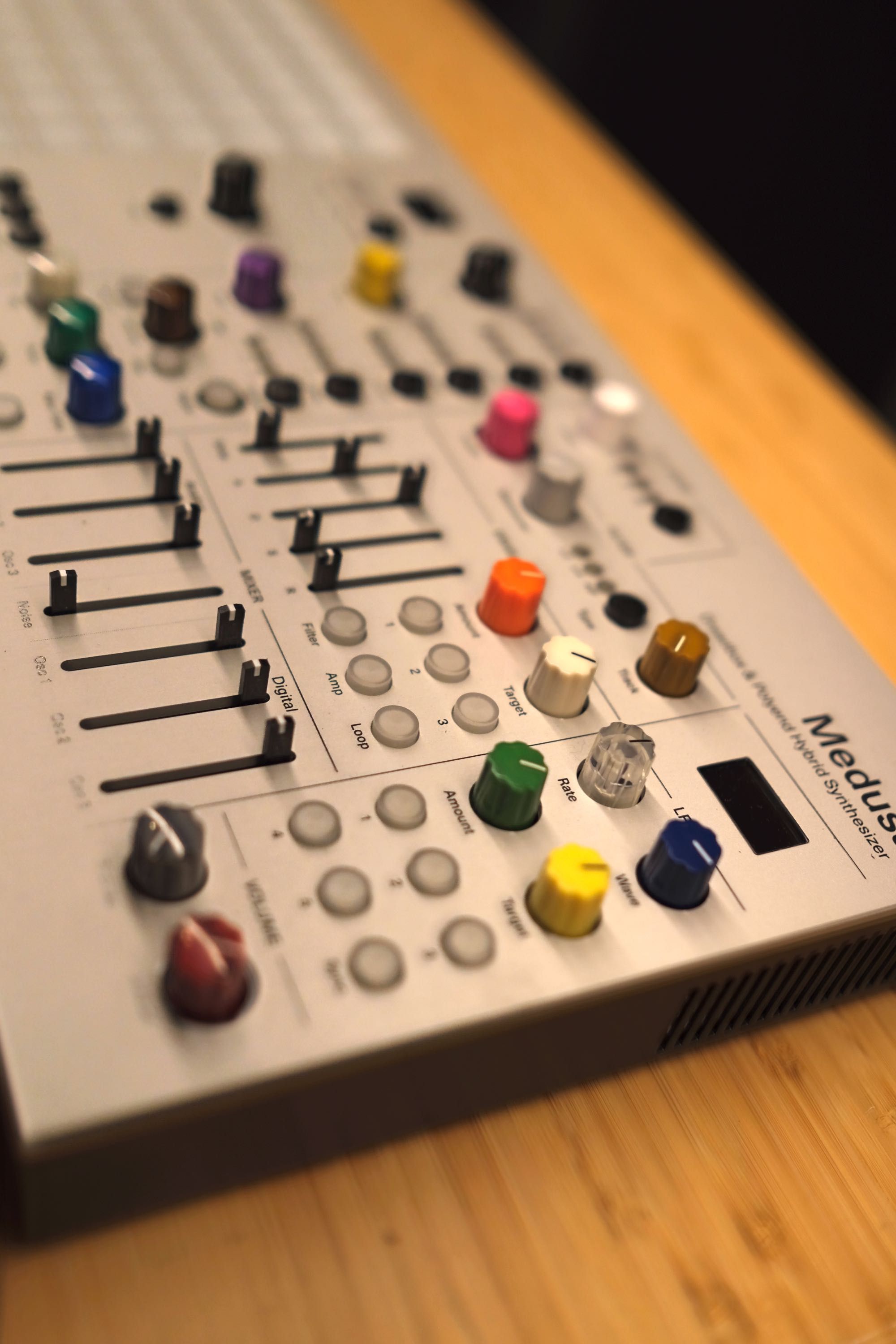 Polyend Dreadbox Medusa Hybrid Synthesizer - Silver
