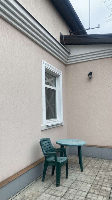 Oренда частини будинку- 2-кім. квартири