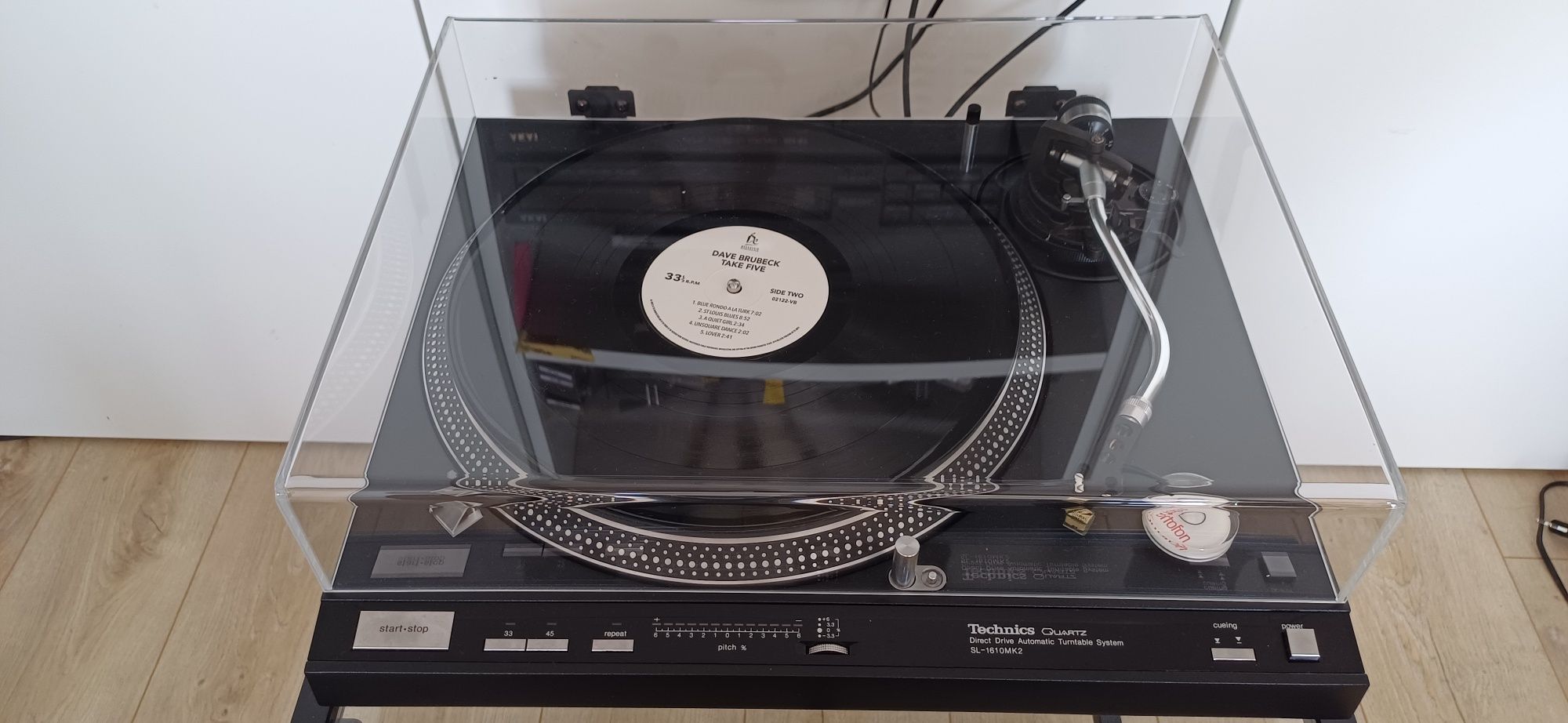 Gramofon Technics SL1610 mk2 z Shure M95