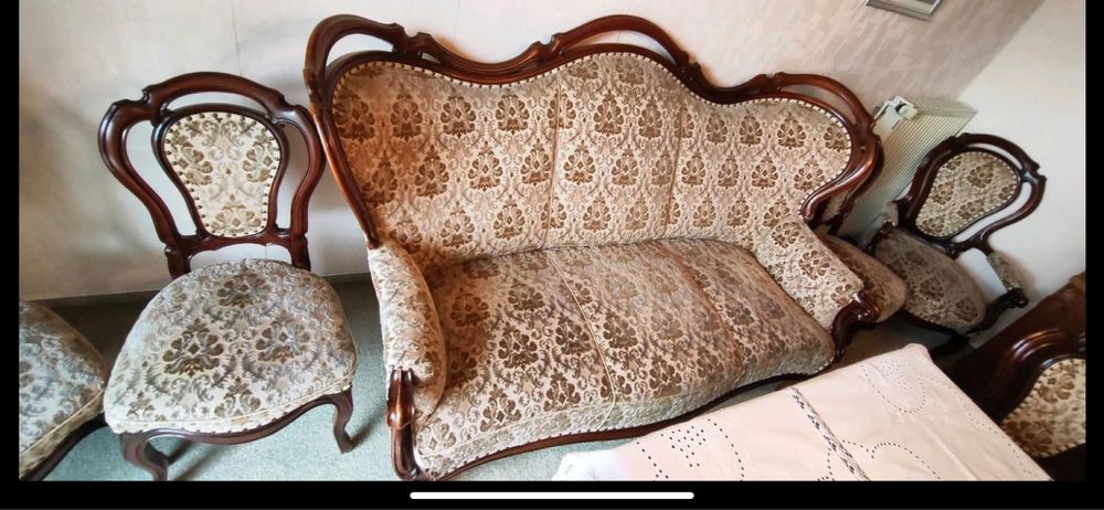 Antyki Sofa  krzesla i fotel 128 latnie Ludwik Filip