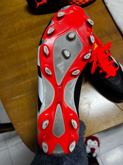 Chuteira Adidas Predator