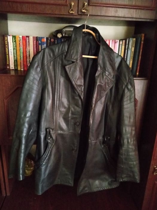 Мужской кожаный удлиненный пиджак на 50-52 размер.