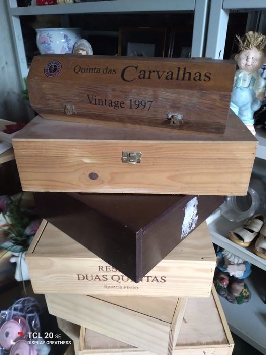 Caixas de madeira