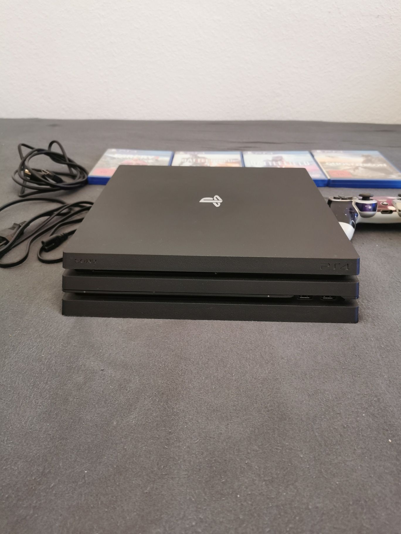 Ps4 pro plus gry