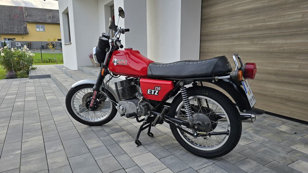 Motocykl Mz etz 250 z 1988 roku - vape, bing 84 "OPIS"