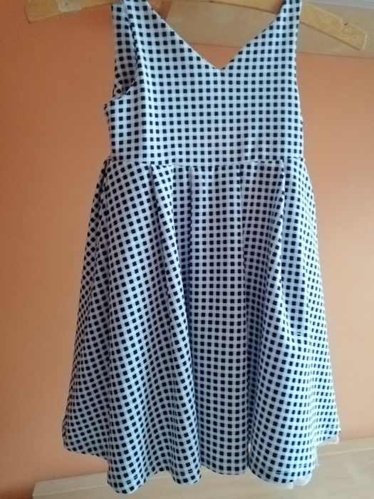 Sukienka rozm.110-116