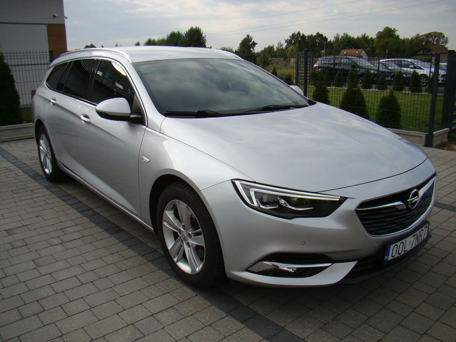 Opel Insignia Keyless Nawigacja Pół Skóry Kamera Cofania Full LED Elektryczna Klapa
