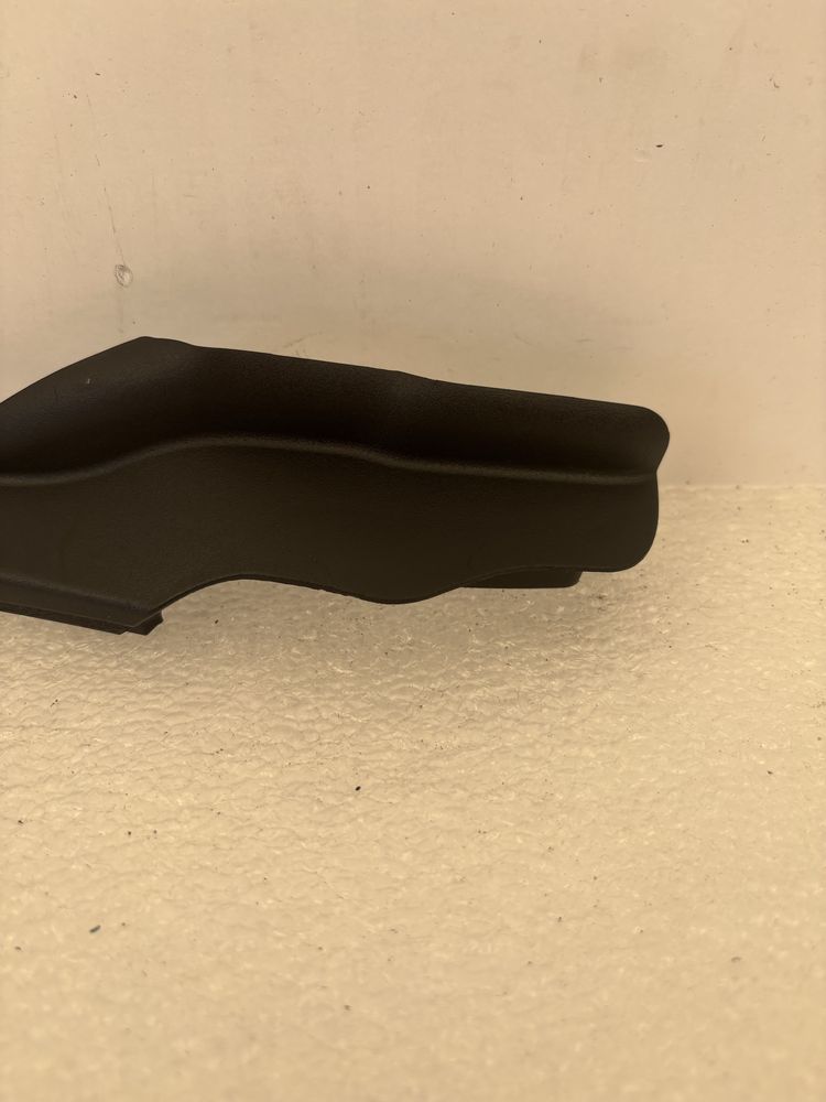 Lexus NX I 1 prawa osłona podszybia zakończenie błotnika uszczelka