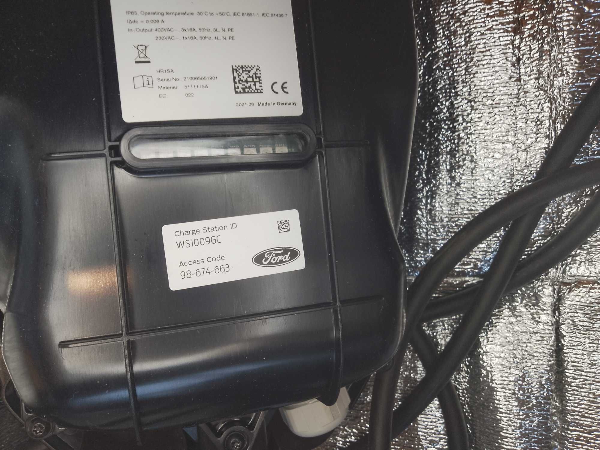 Ford Connected Wallbox 11kW Typ 2 Ładowarka domowa EV PHEV