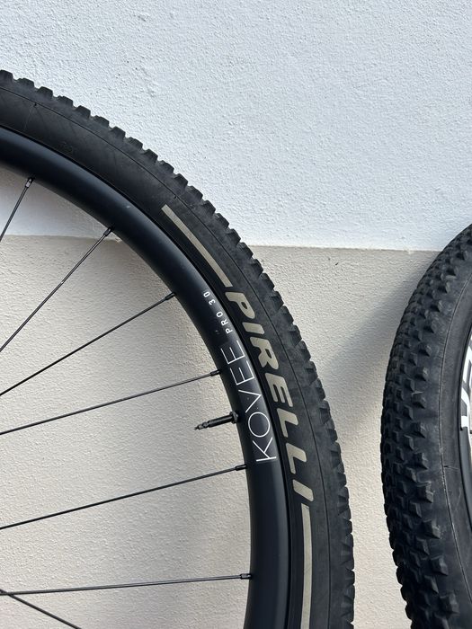 Rodas de Carbono Bontragger Kovee Pro 30