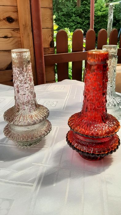 Unikatowe wazony UFO,proj.Timo Sarpaneva Iittalla.Szkło kadmowe-czerwo