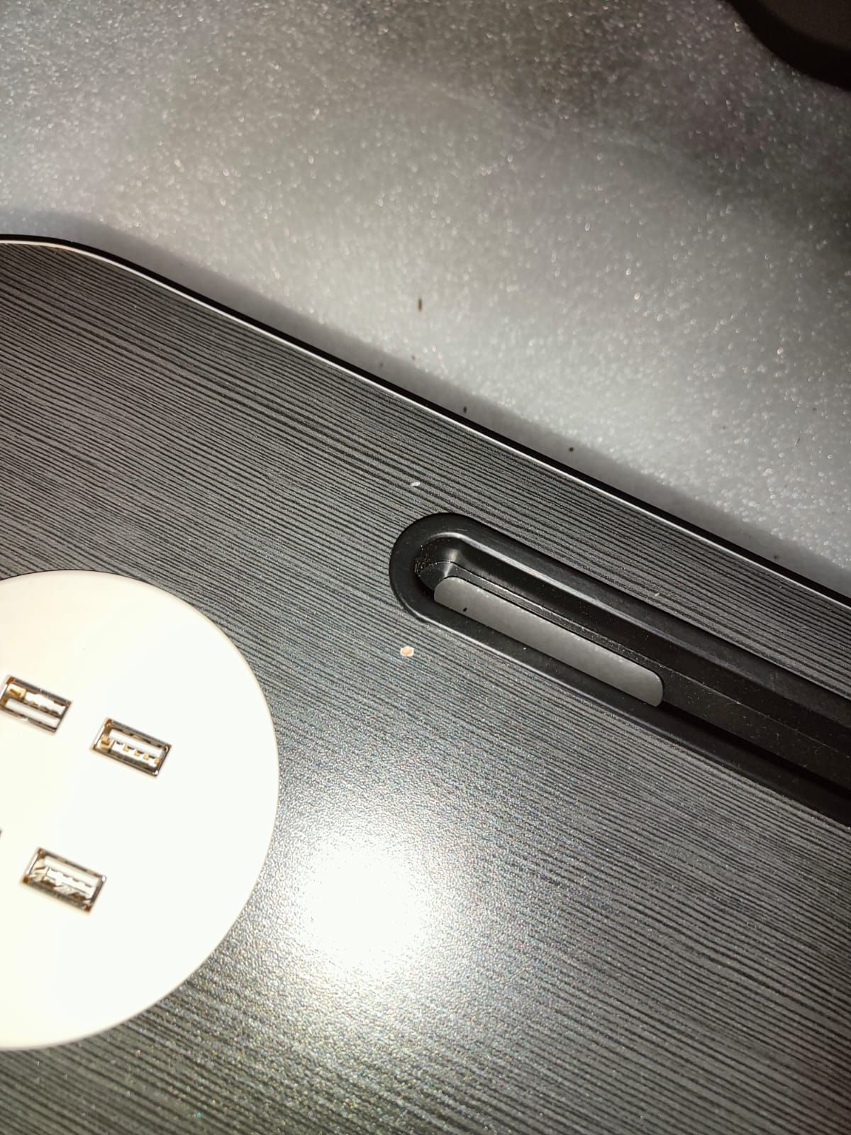 Stolik na laptopa 4 porty usb tablet szuflada uchwyt kubek