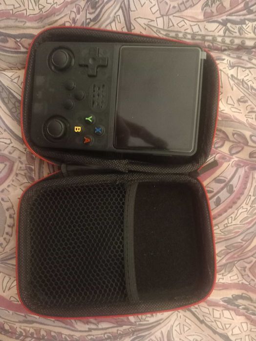 Vendo Consola de Jogos Retro R36S