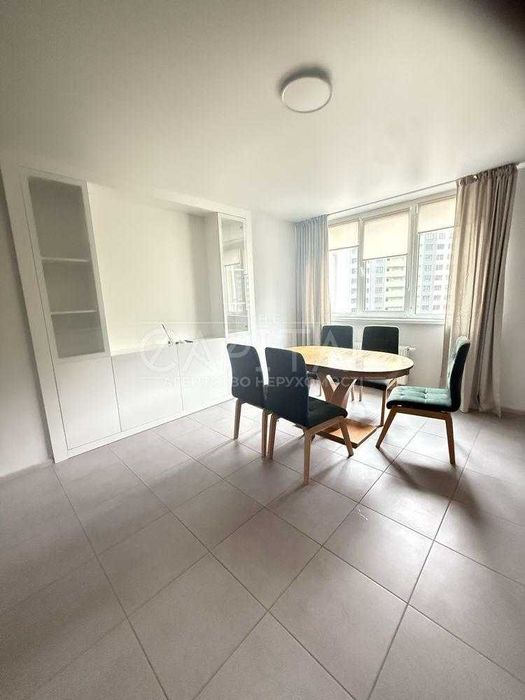 Оренда 3-кімнатної квартири з повною автономією, м. Васильківська