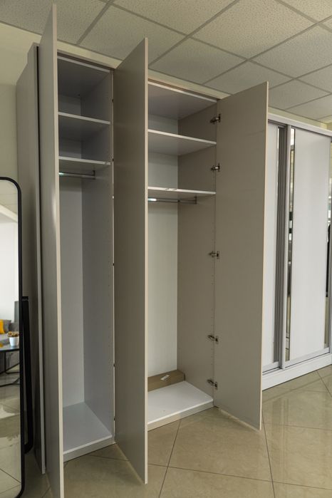 Новинка- шафа «Bruno»