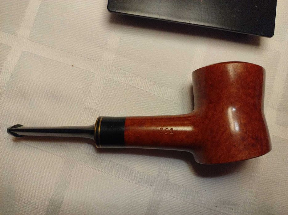 Fajka z wrzośca B&B 261, sygnowana