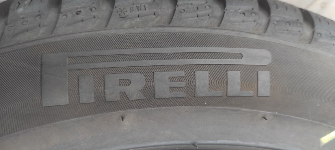 02 Koła Felgi aluminiowe ORYGINAŁ AUDI R 17 5x112 Pirelli 224/50/17