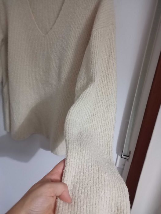 Camisola creme da Mango