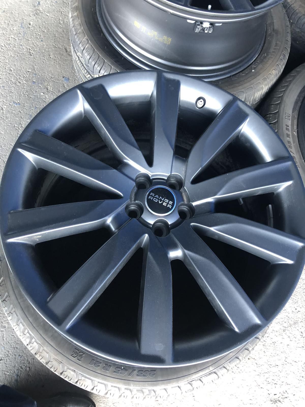 Диски R21 5*108 Lend Rover