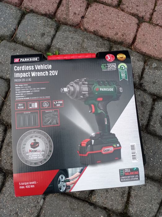 Sprzedam nowy klucz udarowy Parkside 20V