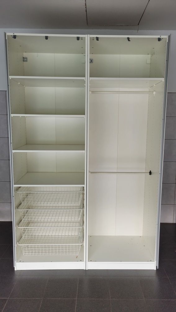 Szafa z drzwiami przesuwnymi IKEA