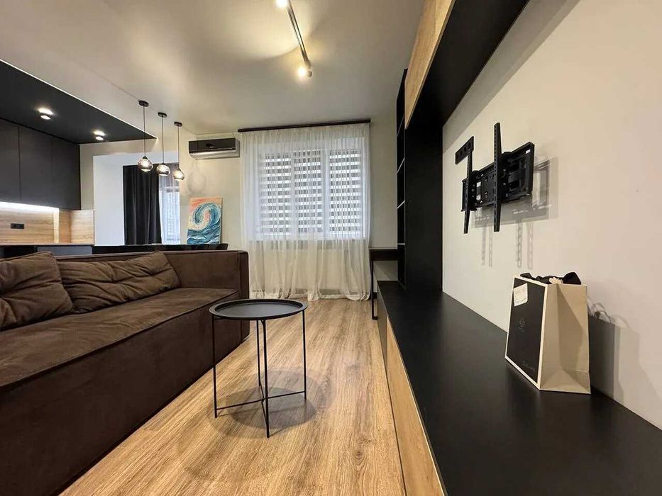 1-кім квартира з сучасним ремонтом