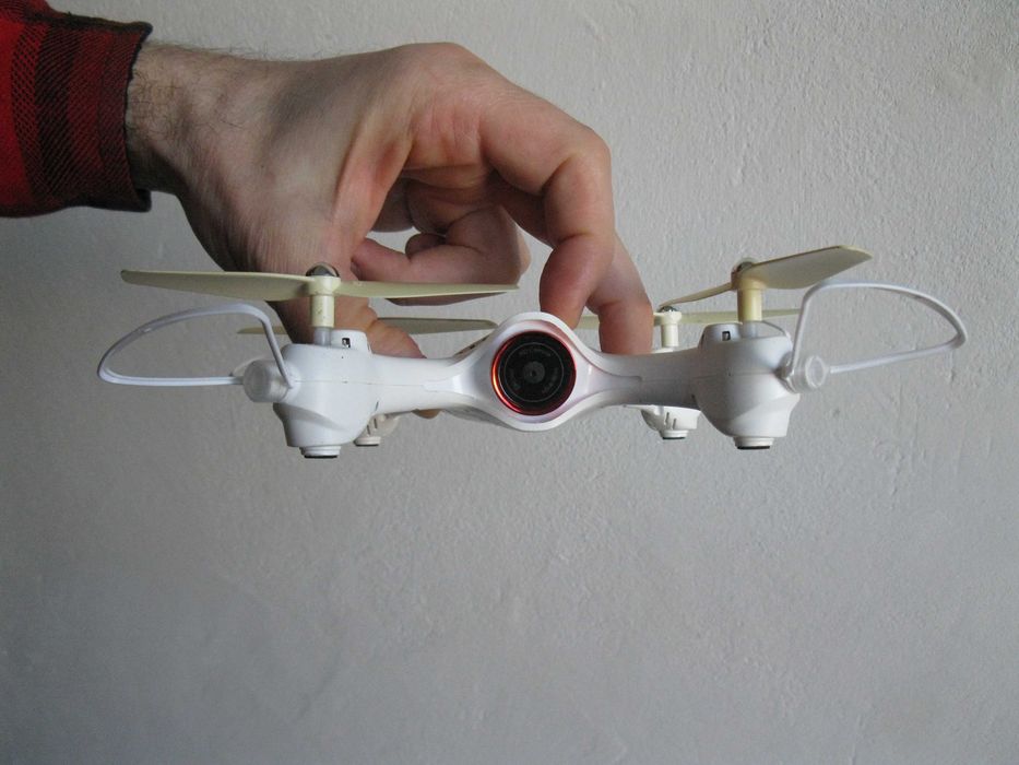 Квадрокоптер, Syma (белый) с камерой