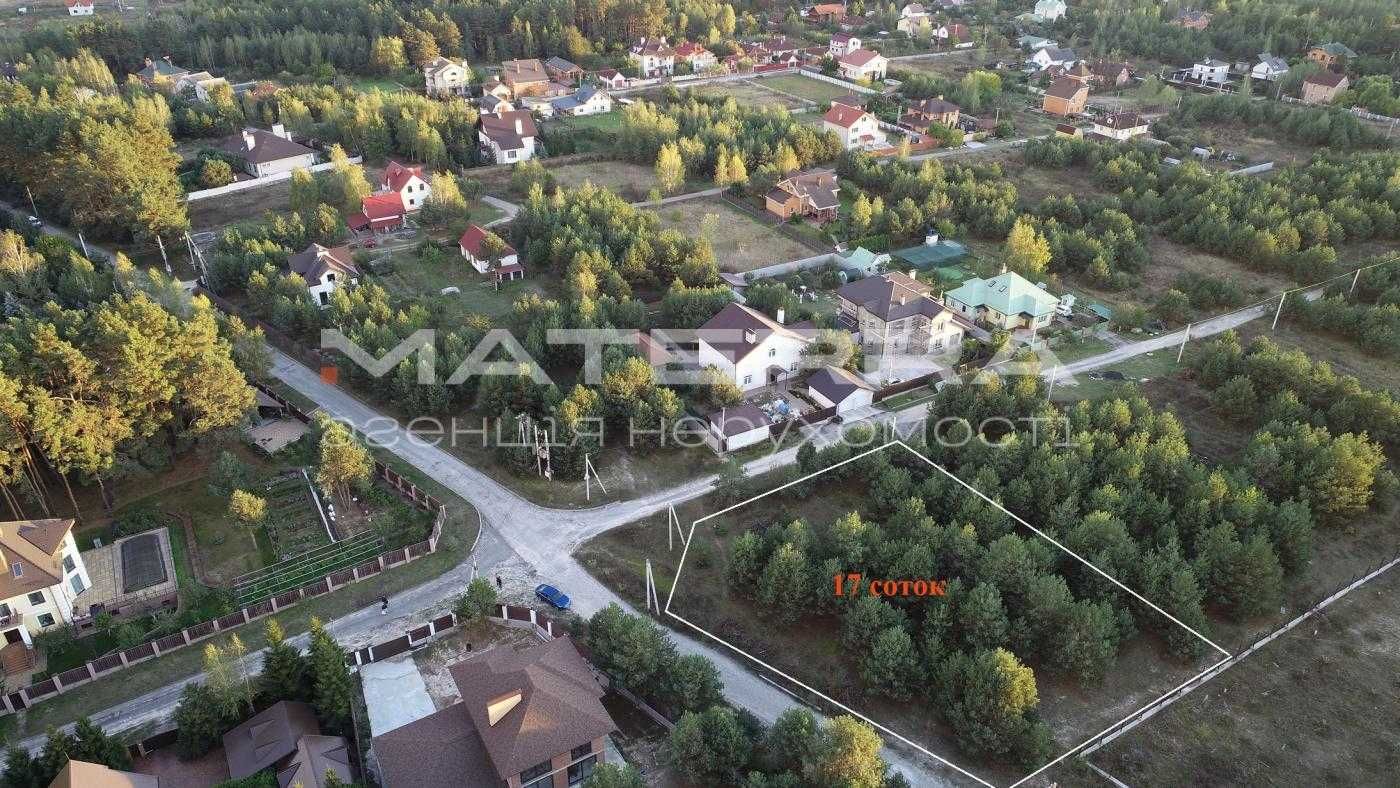Продаж землі. Малютянка. Кутова. 17 соток. Газ, світло по вулиці.
