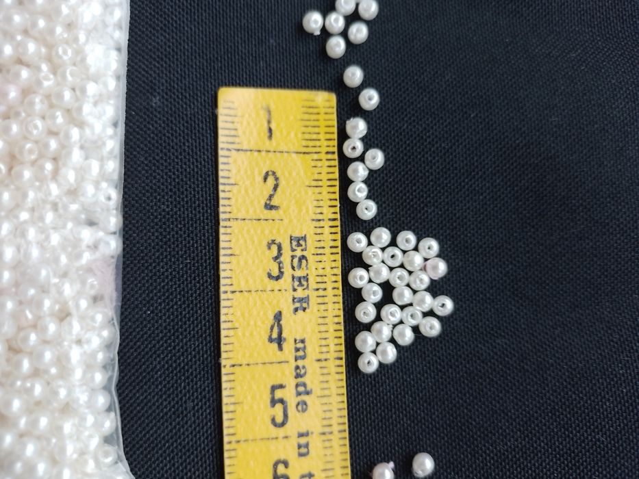 Бусины жемчужные 2мм