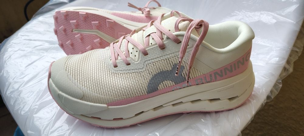 Buty damskie On Cloud roz 40